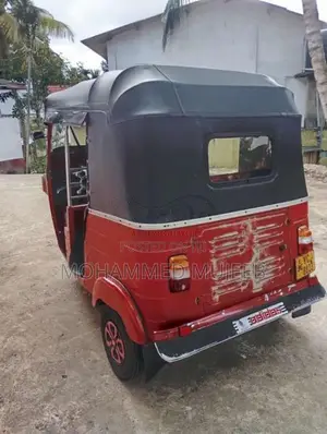 Bajaj 4 Stroke 2012 Three Wheel (Used)
