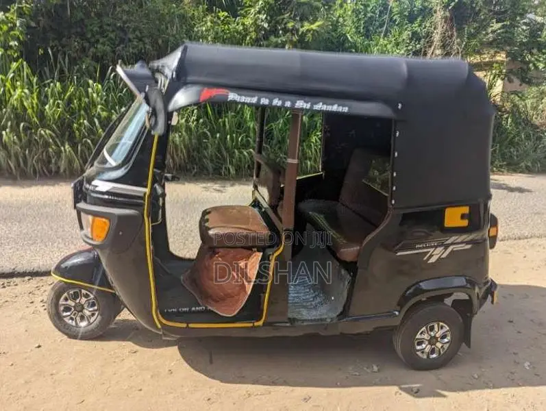 TVS King 2013 Three Wheel (Used)