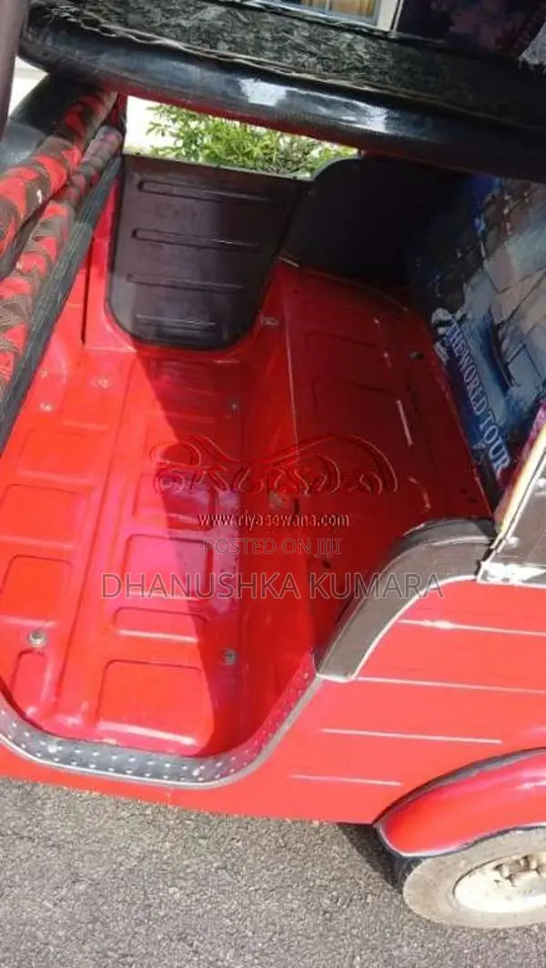 Bajaj RE 2010 Three Wheel (Used)
