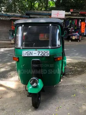 Bajaj 2 Stroke 2001 Three Wheel (Used)
