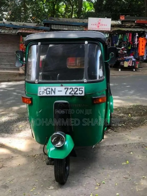 Bajaj 2 Stroke 2001 Three Wheel (Used)