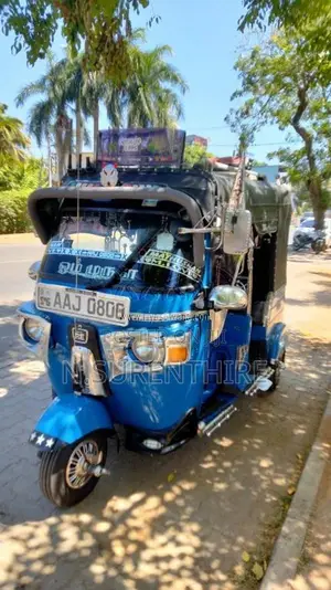 Bajaj RE 205 2012 Three Wheel (Used)