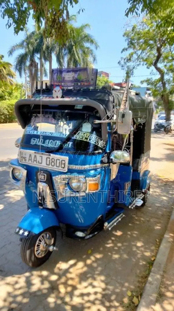 Bajaj RE 205 2012 Three Wheel (Used)