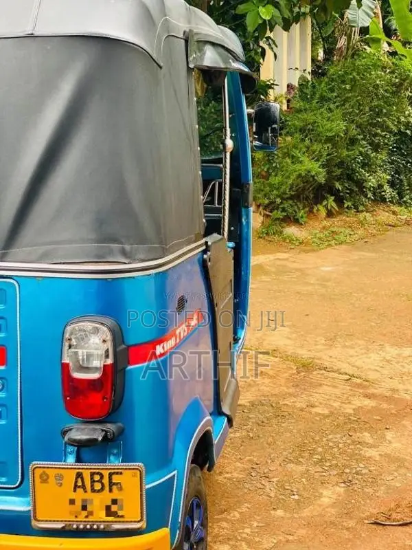TVS King 2015 Three Wheel (Used)
