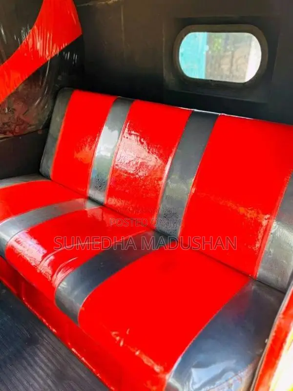 Bajaj RE 205 2010 Three Wheel (Used)