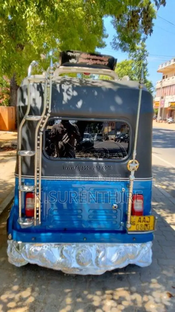 Bajaj RE 205 2012 Three Wheel (Used)