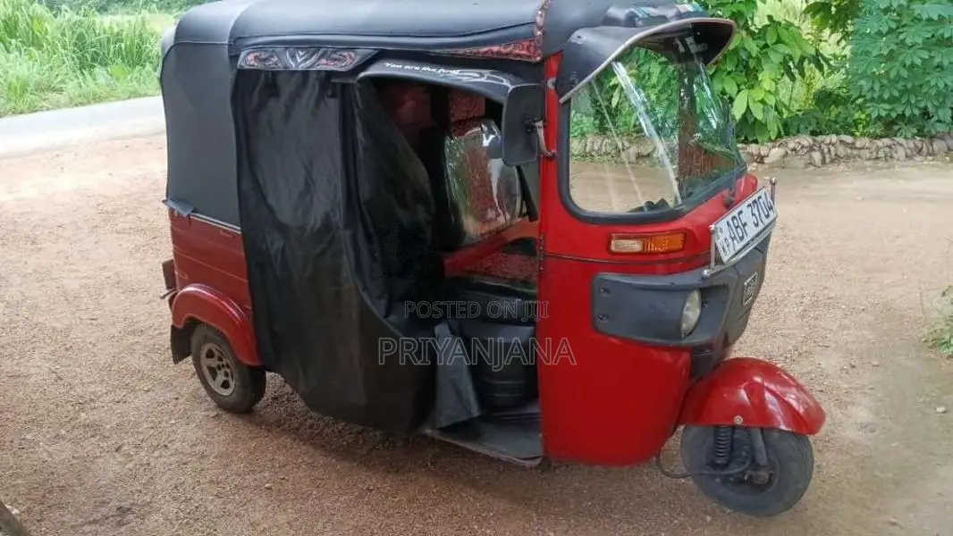 Bajaj RE 4 Stroke 2015 Three Wheel (Used)