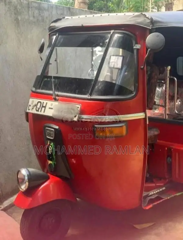 Bajaj RE 2 Stroke 2006 Three Wheel (Used)