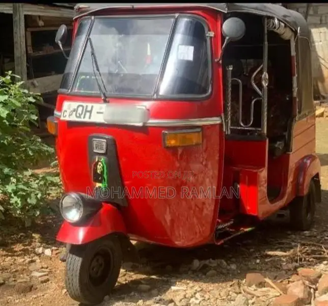 Bajaj RE 2 Stroke 2006 Three Wheel (Used)