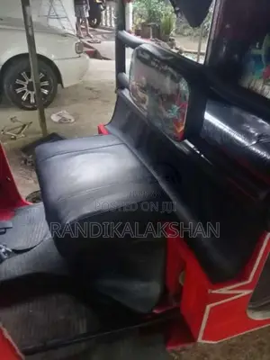 Bajaj 2 Stroke 2006 Three Wheel (Used)