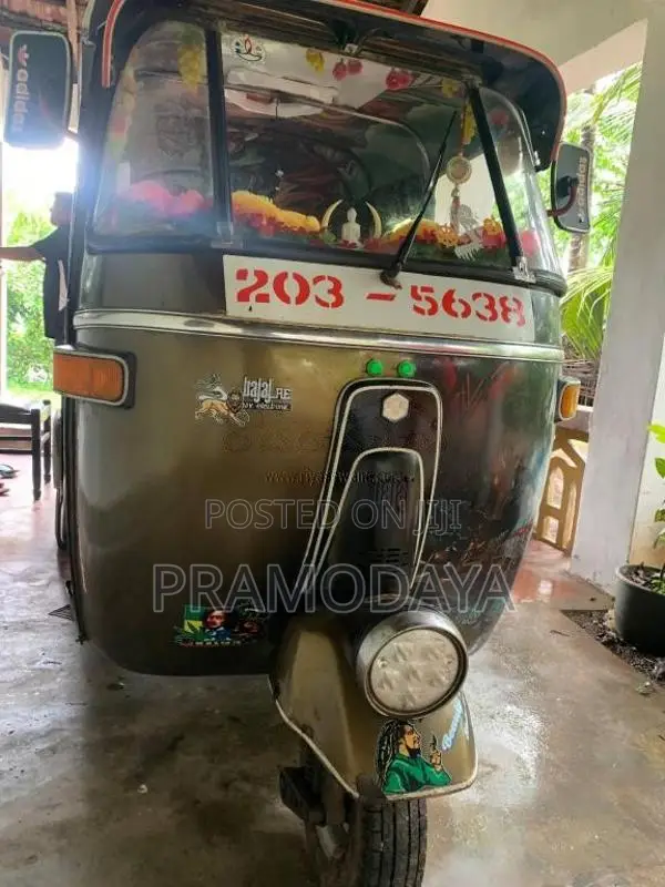 Bajaj 2 Stroke 1989 Three Wheel (Used)