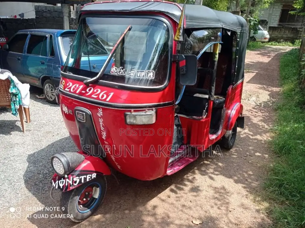 Bajaj 2 Stroke 2000 Three Wheel (Used)