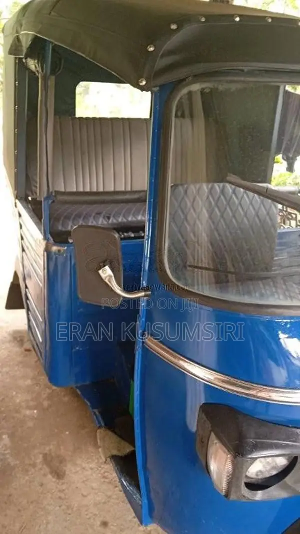 Piaggio Ape 2000 Three Wheel (Used)