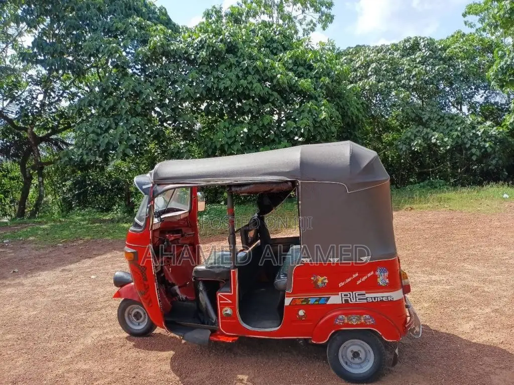 Bajaj 2 Stroke 1998 Three Wheel (Used)