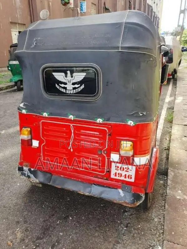 Bajaj RE 2 Stroke 1995 Three Wheel (Used)