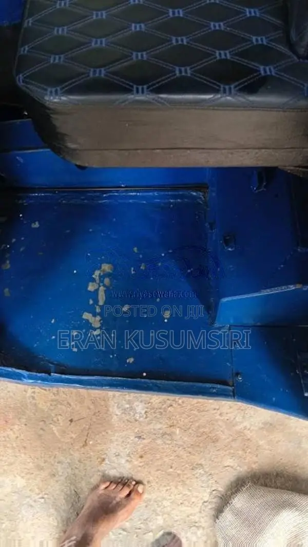 Piaggio Ape 2000 Three Wheel (Used)