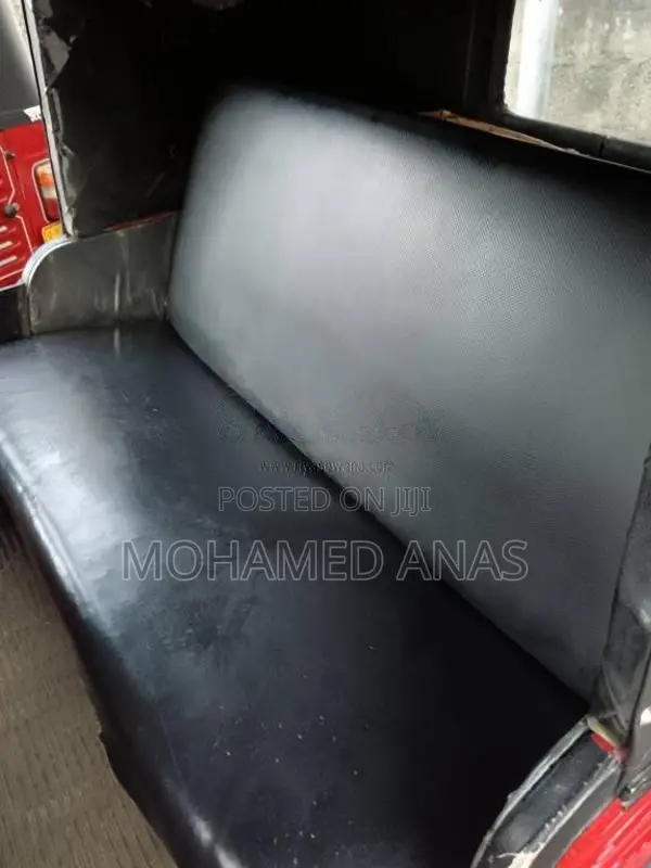 Bajaj 4 Stroke 2010 Three Wheel (Used)