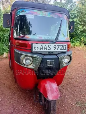 Bajaj 4 Stroke 2014 Three Wheel (Used)