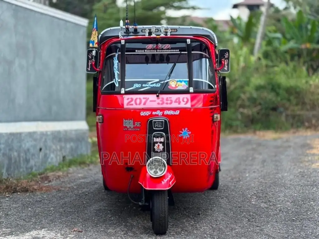 Bajaj 2 stroke 2000 Three Wheel (Used)