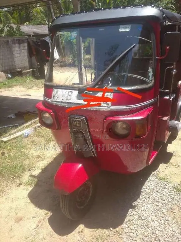 Bajaj 4 Stroke 2010 Three Wheel (Used)