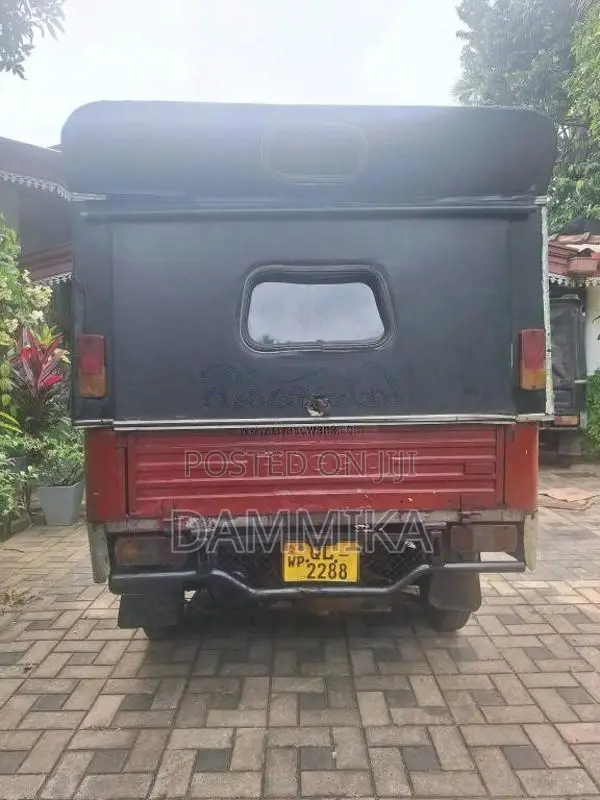 Piaggio Ape 2007 Three Wheel (Used)