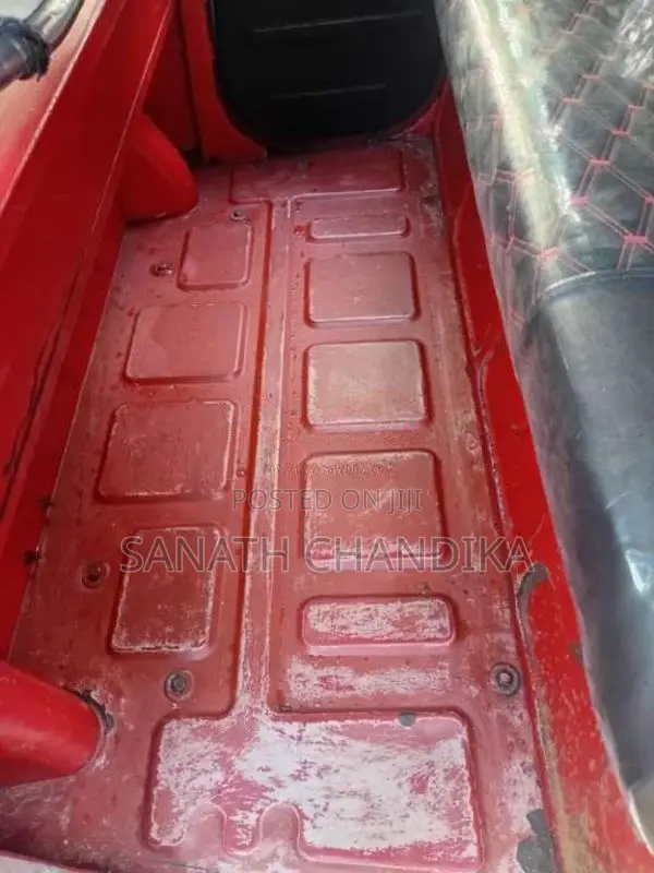 Bajaj 4 Stroke 2014 Three Wheel (Used)