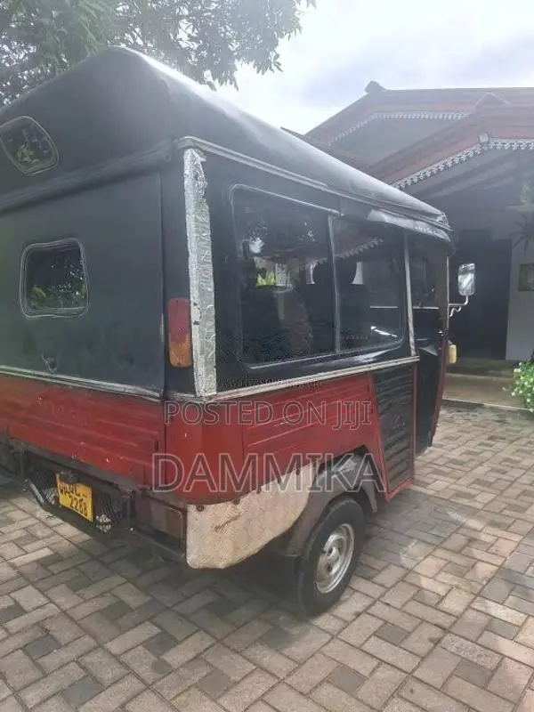Piaggio Ape 2007 Three Wheel (Used)