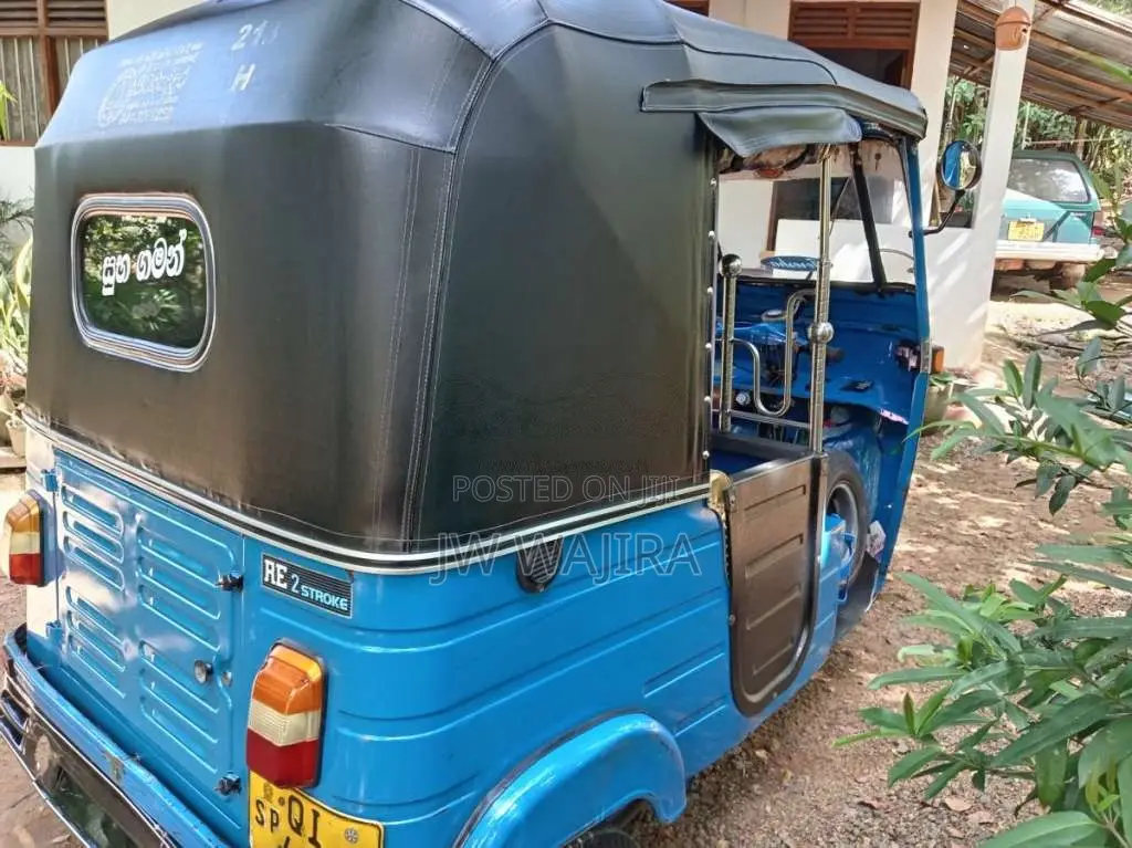 Bajaj 2 Stroke 2006 Three Wheel (Used)