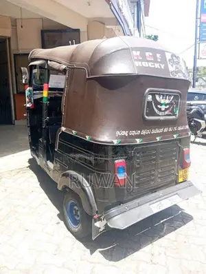 Bajaj RE 2014 Three Wheel (Used)