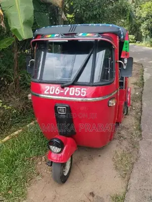 Bajaj 2 Stroke 2000 Three Wheel (Used)