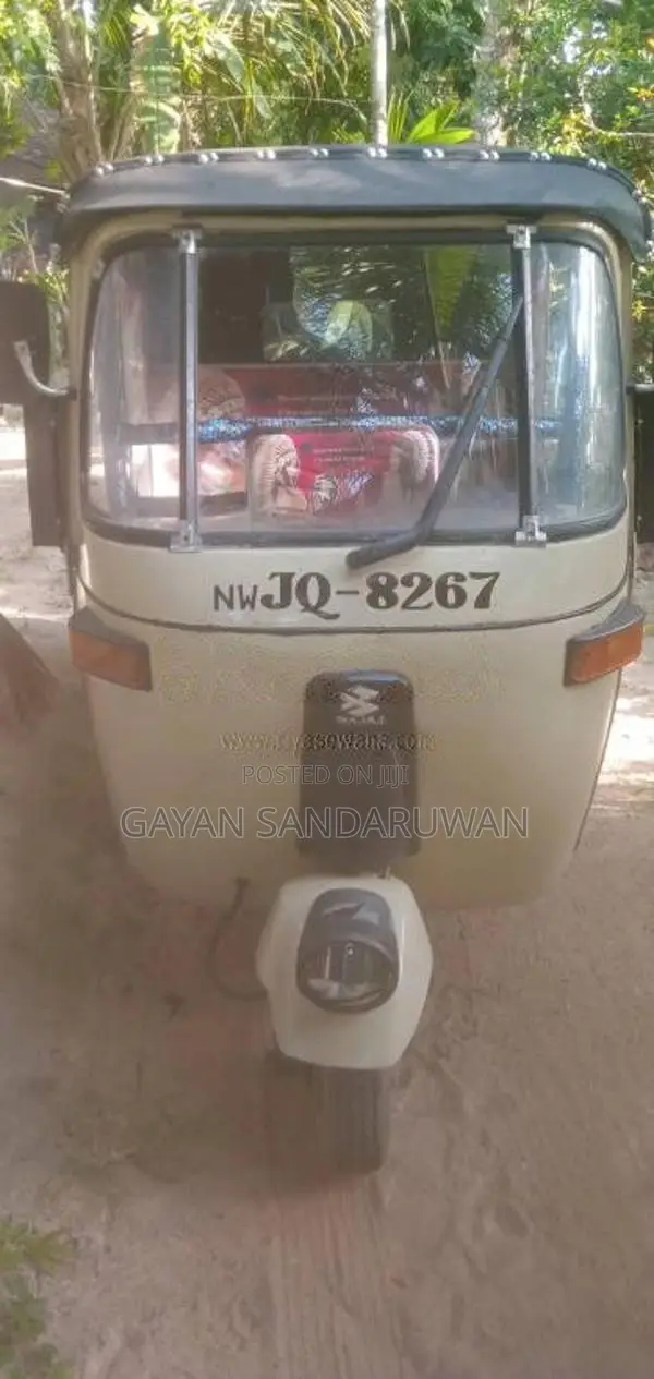 Bajaj 2 Stroke 2004 Three Wheel (Used)