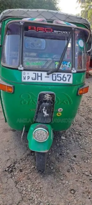 Bajaj 2 Stroke 2004 Three Wheel (Used)