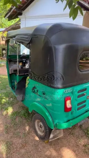 Bajaj RE 2016 Three Wheel (Used)