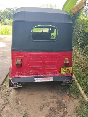Bajaj 2 Stroke 2000 Three Wheel (Used)