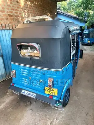 Bajaj RE 2010 Three Wheel (Used)