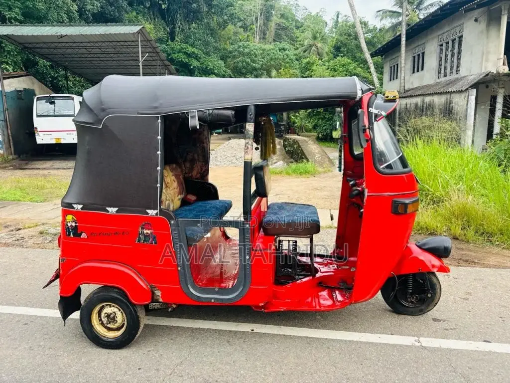 Bajaj RE 2003 Three Wheel (Used)