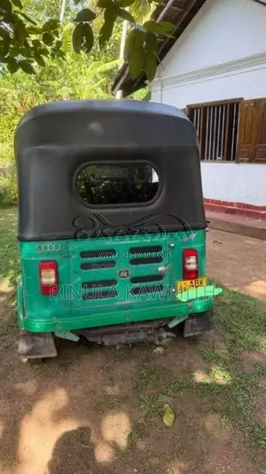 Bajaj RE 2016 Three Wheel (Used)