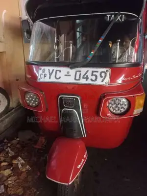 Bajaj 4 Stroke 2010 Three Wheel (Used)