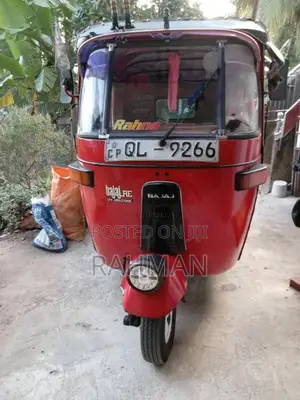 Bajaj 4 Stroke 2009 Three Wheel (Used)