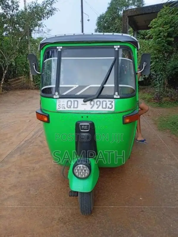 Bajaj 2 Stroke 2006 Three Wheel (Used)