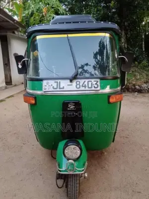 Bajaj 2 Stroke 2004 Three Wheel (Used)