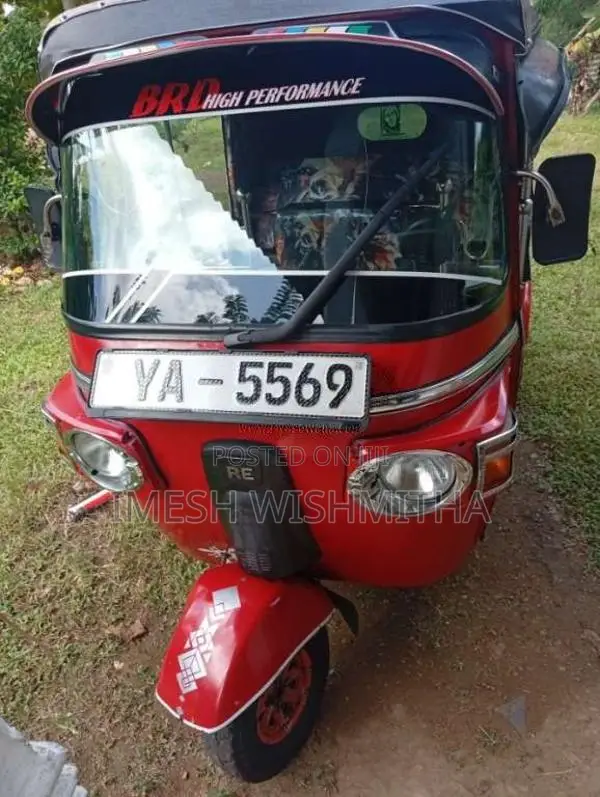 Bajaj 4 Stroke 2010 Three Wheel (Used)