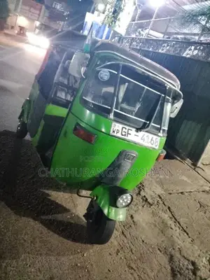 Bajaj RE 2000 Three Wheel (Used)