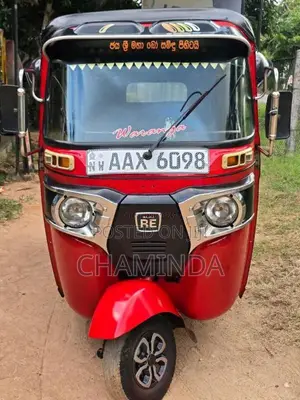 Bajaj 4 Stroke 2015 Three Wheel (Used)