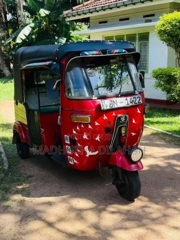 Bajaj 2 Stroke 2004 Three Wheel (Used)