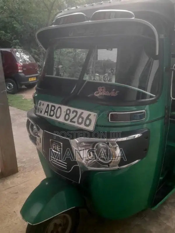 Bajaj RE 2016 Three Wheel (Used)