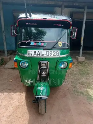 Bajaj 4 Stroke 2013 Three Wheel (Used)