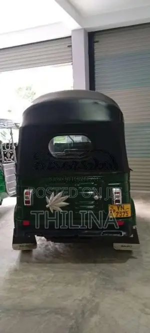 Bajaj 4 Stroke 2012 Three Wheel (Used)