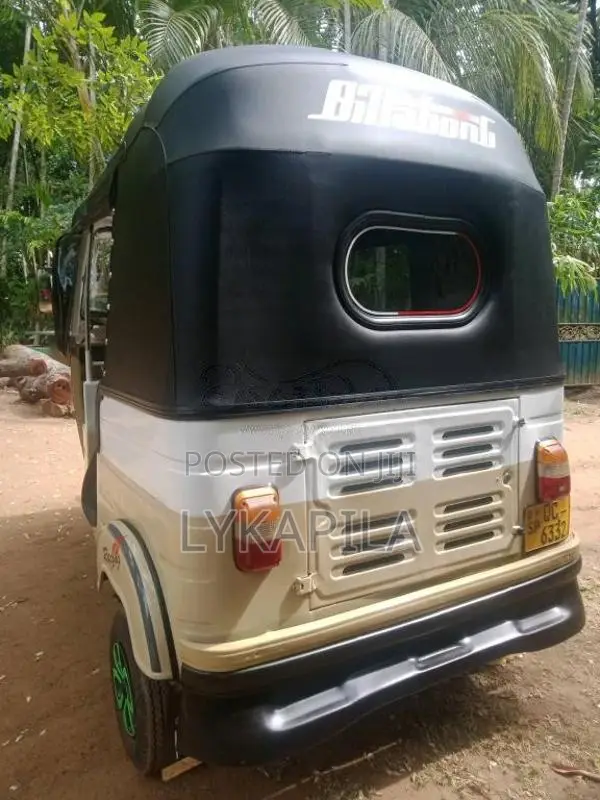 Bajaj 2 Stroke 2005 Three Wheel (Used)