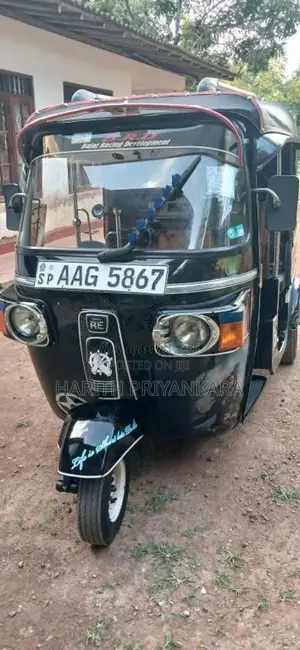 Bajaj RE 205 2013 Three Wheel (Used)